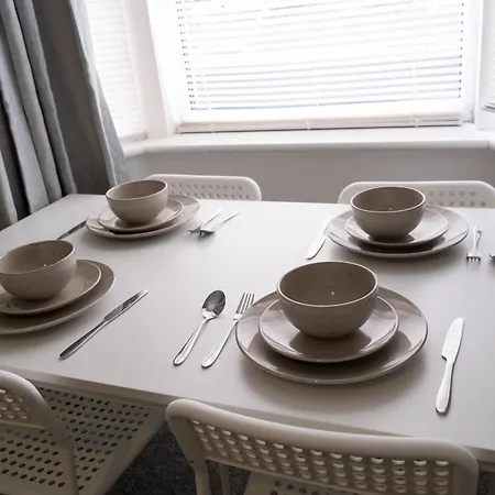 Nyaraló Lena St 3 Bedroom House Sleep 6- Long Contractors-free Parking Bristol